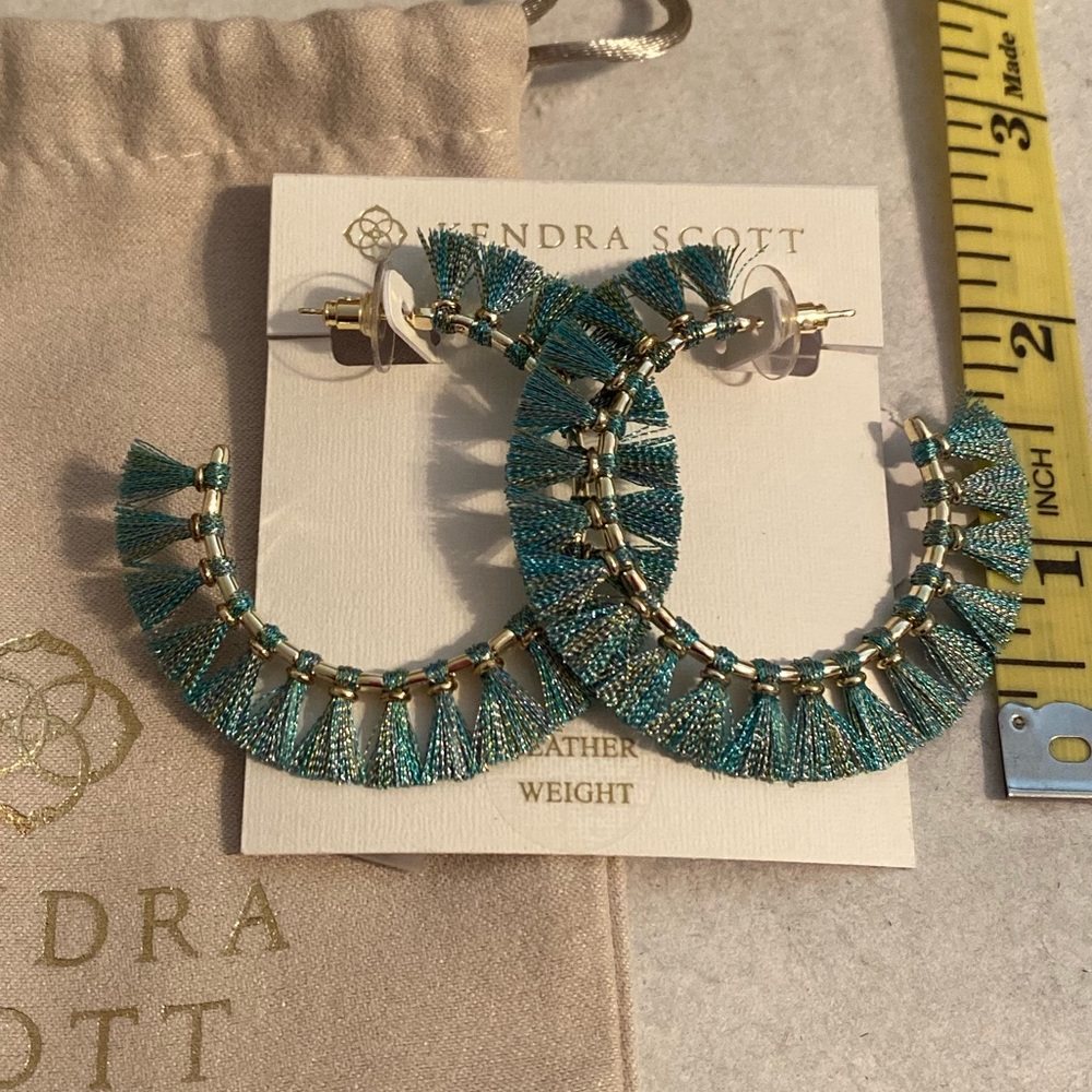 Kendra Scott hoops
